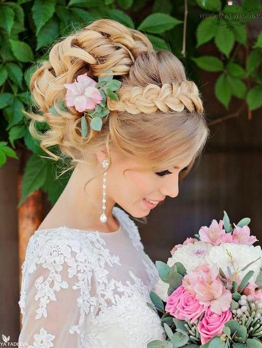 35 Simple Updo Hairstyles Ideas From Every Angle