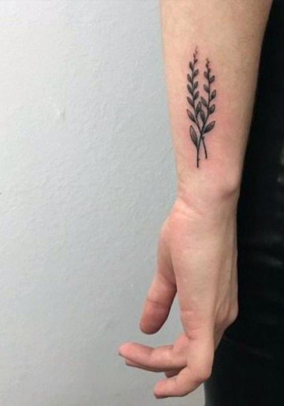 60 Simple Small Tattoos Designs For Women