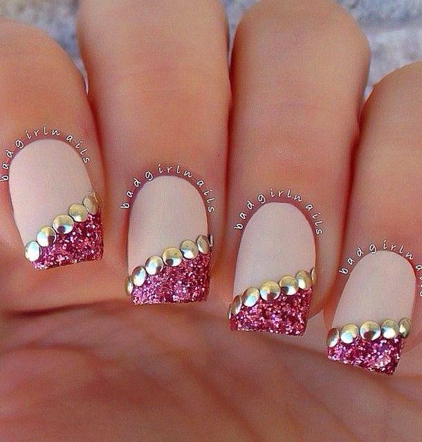 25 Most Eye Catching Rose Gold Nails To Copy