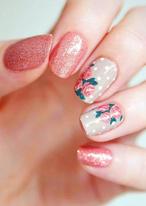 50 Super Pretty Floral Nail Designs