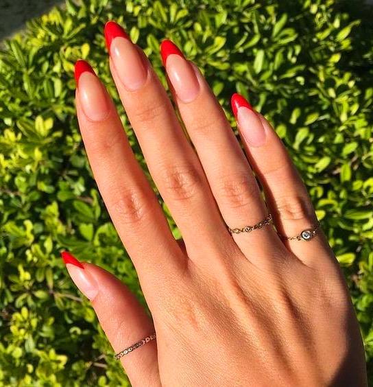 28 Amazing Stiletto Tip Nail Designs That You’ll Love