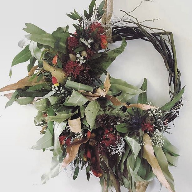 50 DIY Christmas Wreath Ideas On A Budget