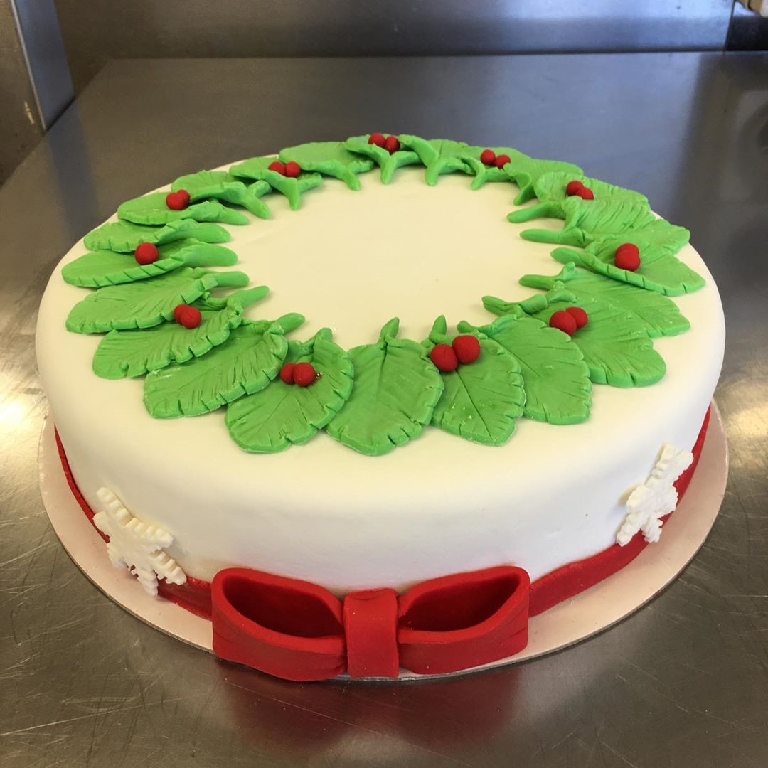 52 Best Christmas Cake Recipes That Too Beautiful