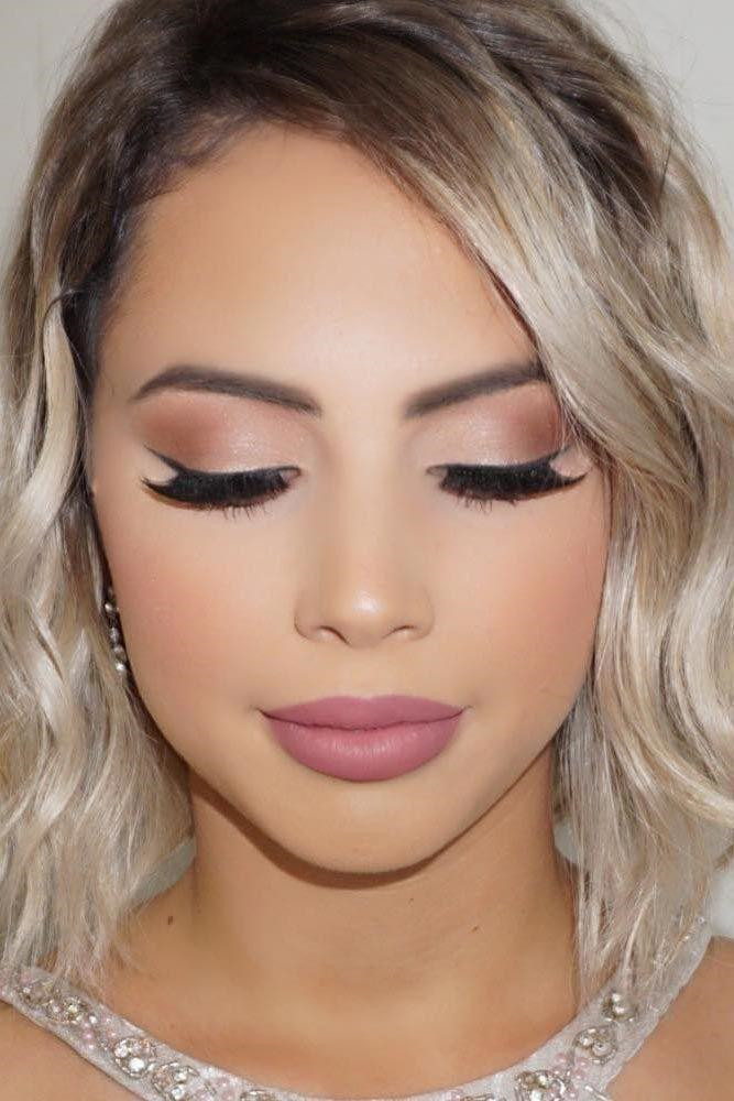 35 Beautiful Wedding Makeup Looks