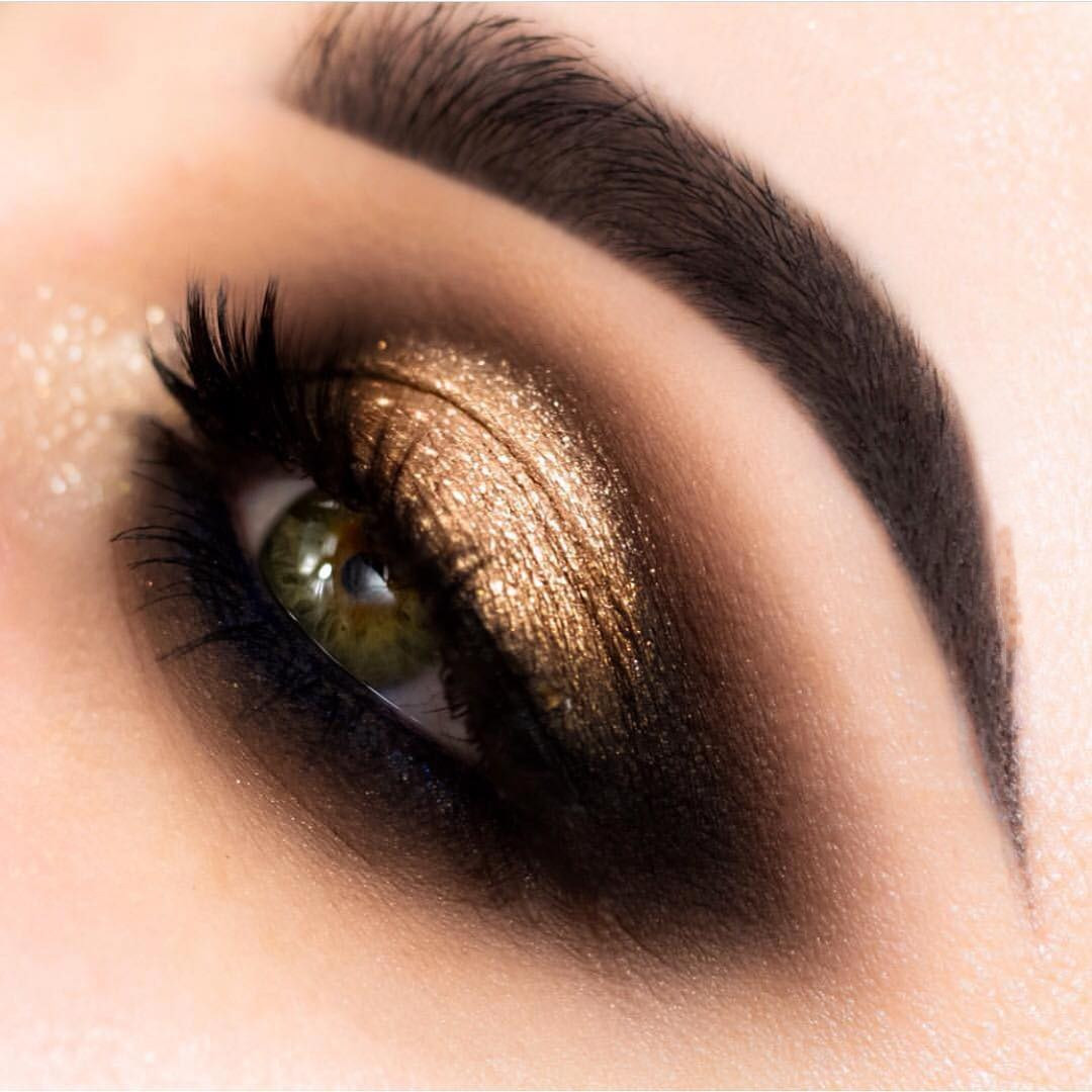 Best Gold Eye Makeup Looks And Tutorials