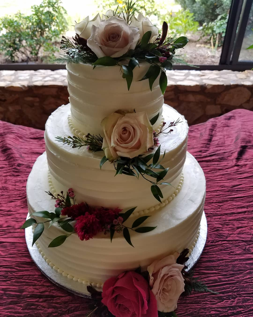 Simple Wedding Cakes You Can Do Yourself