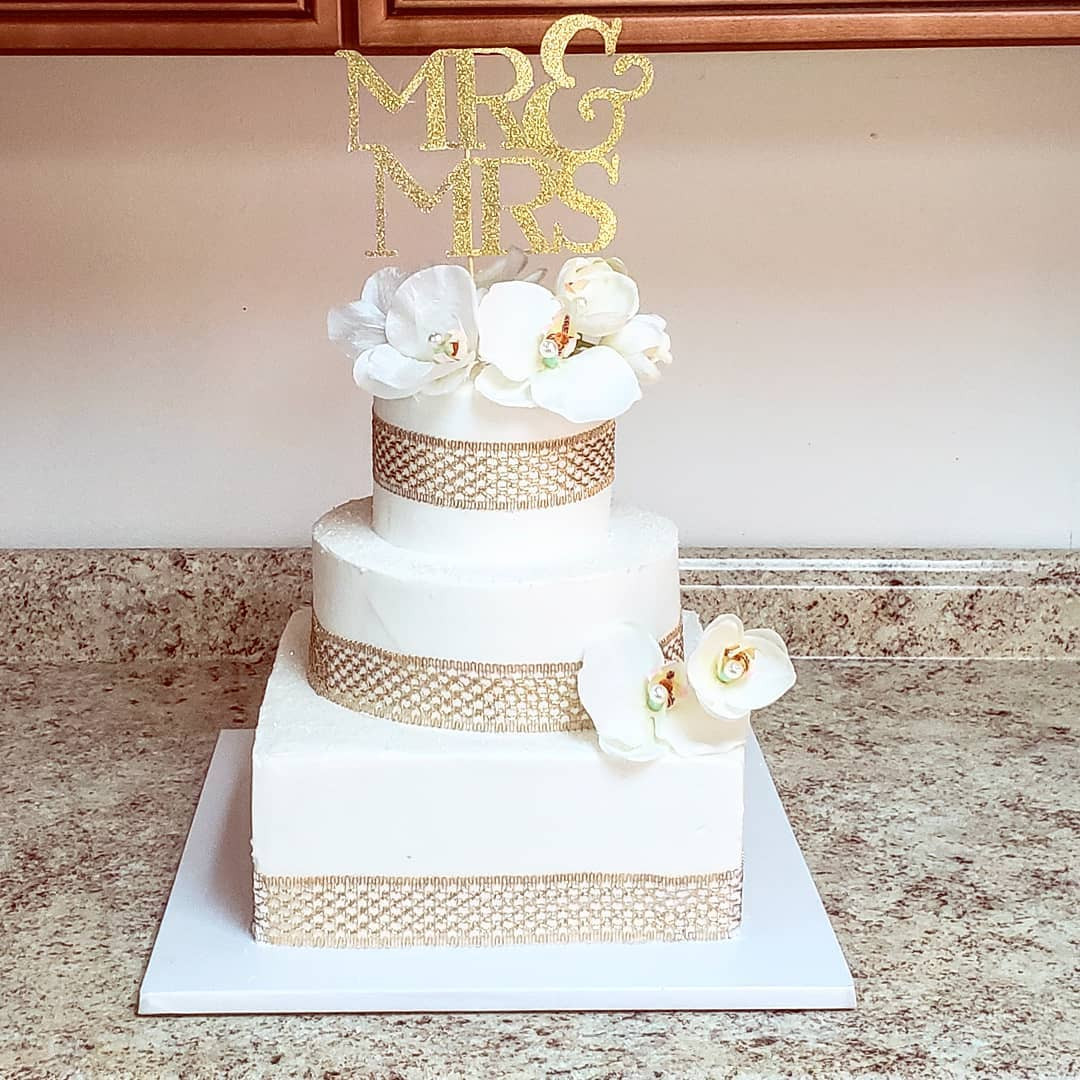 Simple Wedding Cakes You Can Do Yourself